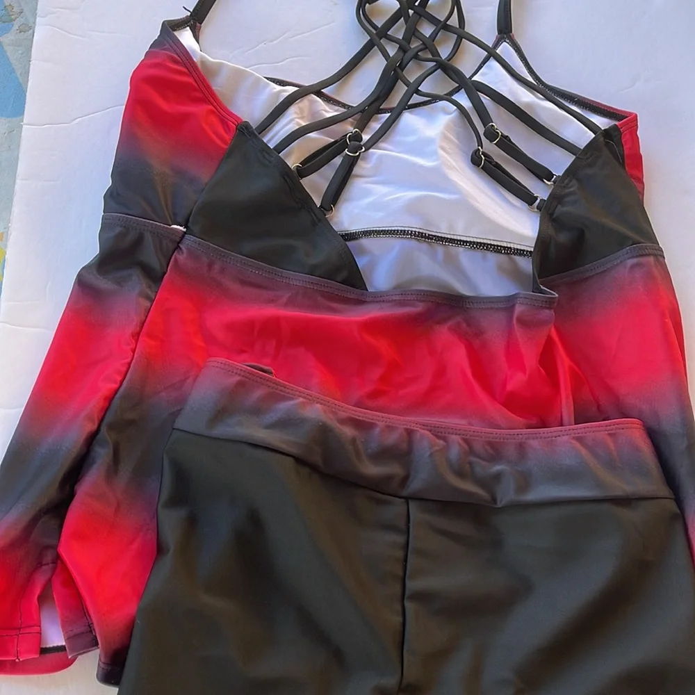 Tankini with a boy shorts - Picture 4 of 10
